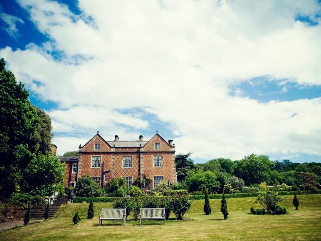 Willington Hall Hotel Tarporley Exterior photo