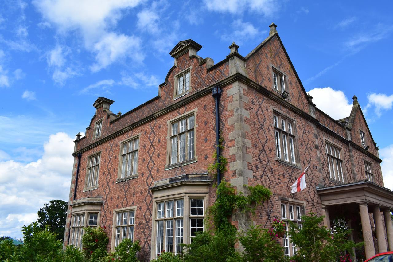 Willington Hall Hotel Tarporley Exterior photo