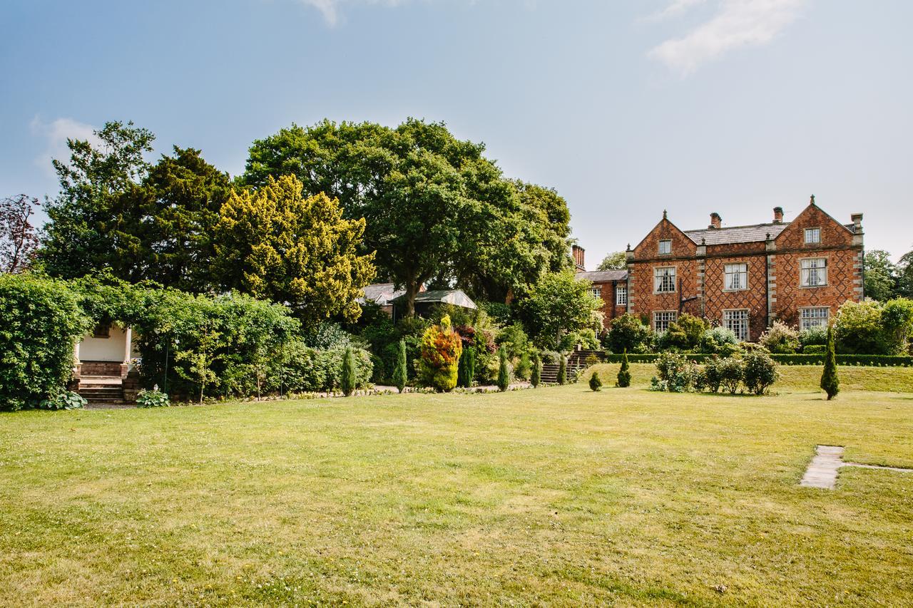 Willington Hall Hotel Tarporley Exterior photo