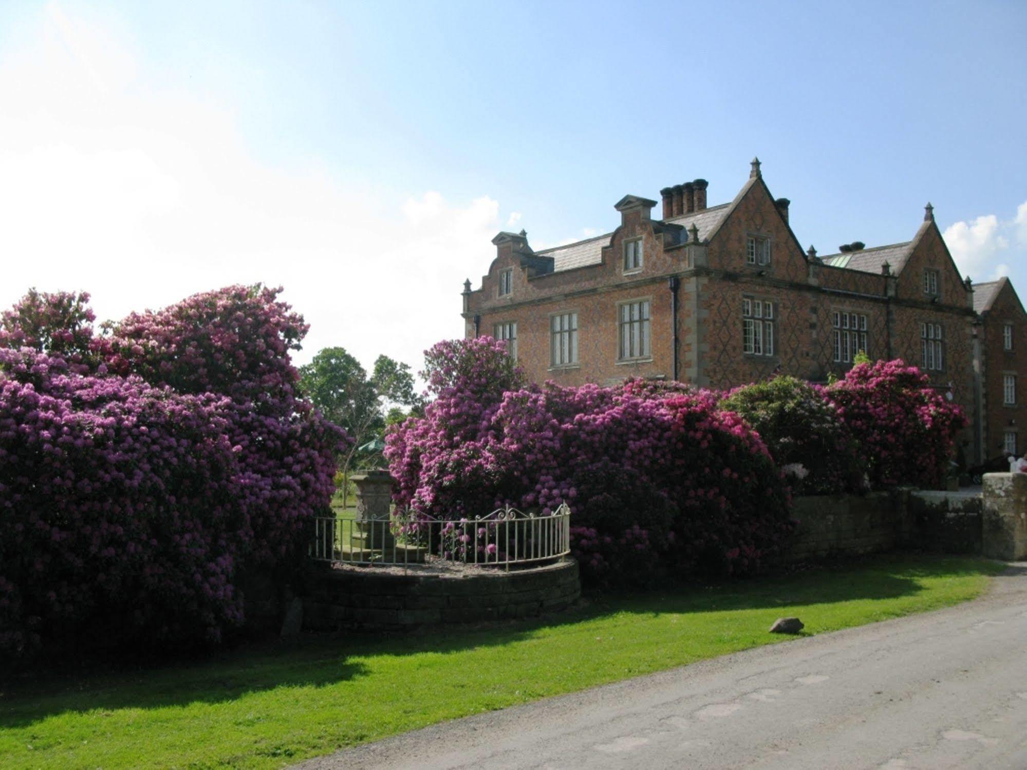 Willington Hall Hotel Tarporley Exterior photo