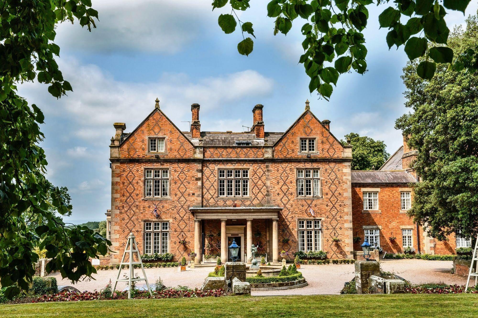 Willington Hall Hotel Tarporley Exterior photo